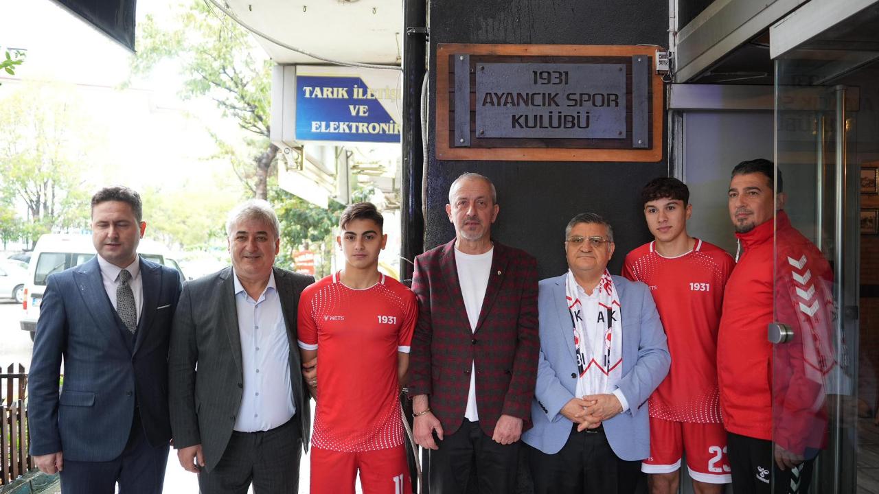 Vali Özarslan, geleceğin şampiyonlarıyla buluştu