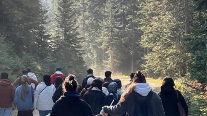 Yürüdüler, eğlendiler, temizlediler