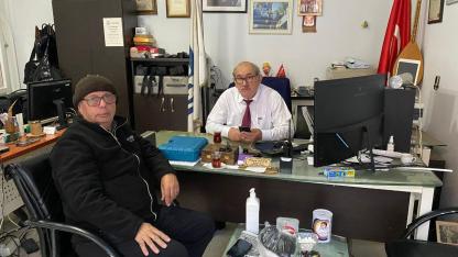 ‘Anten Sadık’tan Gazeteci Osman Aksu’ya ziyaret