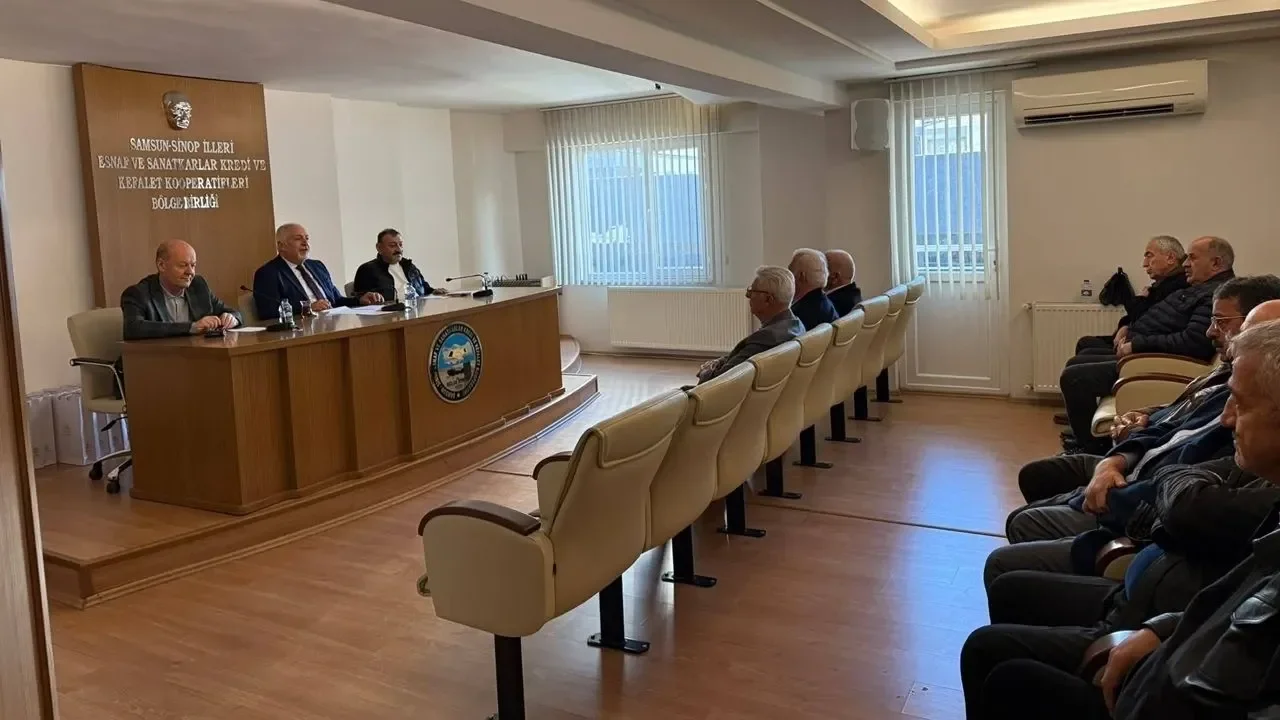 Başkan Gürsel Öz, yıl sonu istişare toplantısı düzenledi