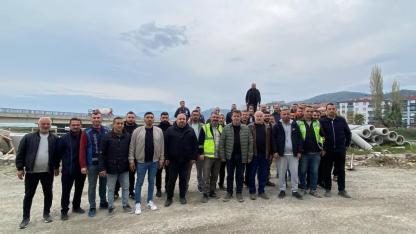 Başkan Şahin ve ekibinden pazar mesaisi