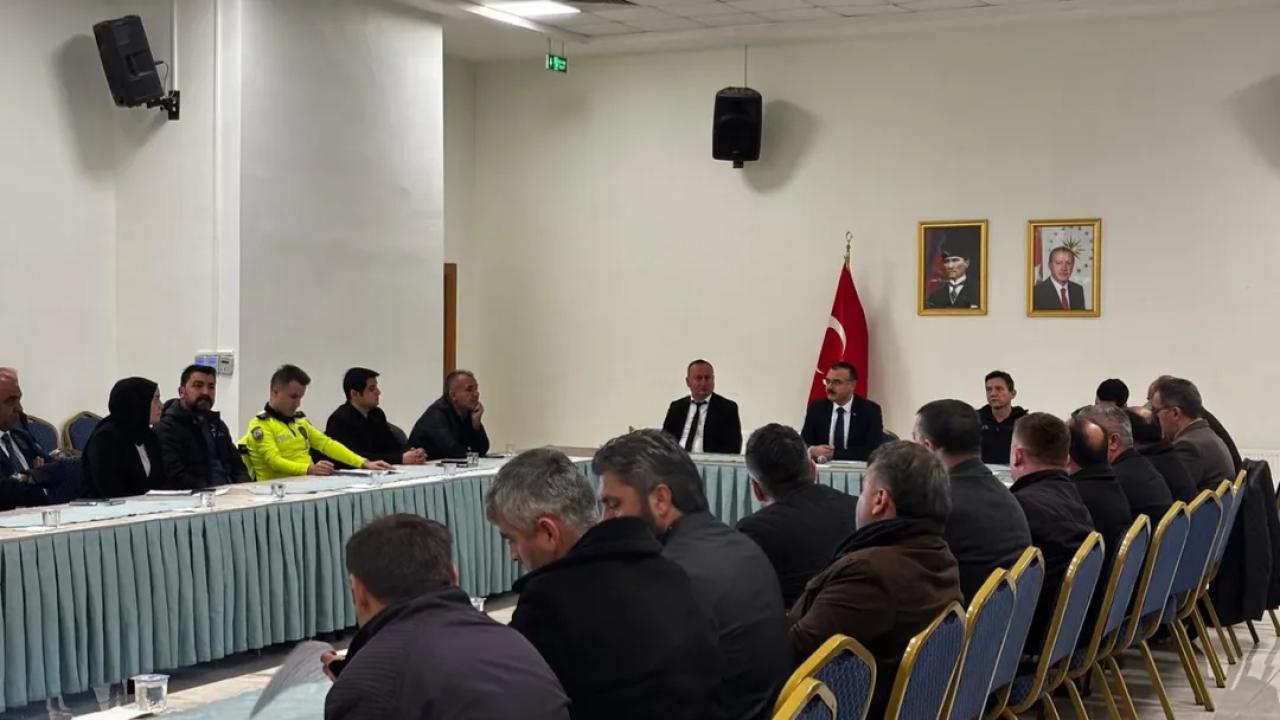 Boyabat’ta büyükbaş hayvan güvenliği toplantısı