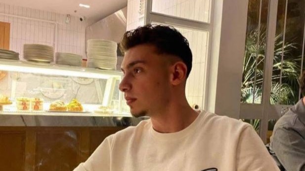 Genç motosiklet sürücüsü kazada hayatını kaybetti