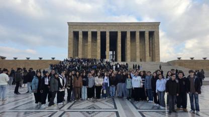 Gerzeli öğrenciler Ata’nın huzuruna çıktı