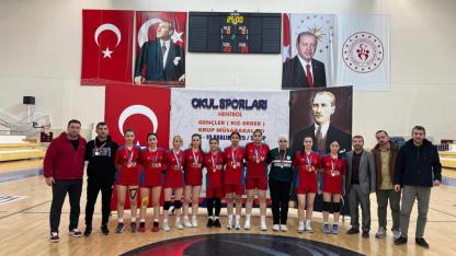 Hentbol genç kızlar grup müsabakaları Sinop’ta sona erdi