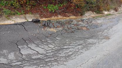 O yol sadece onarım bekliyor