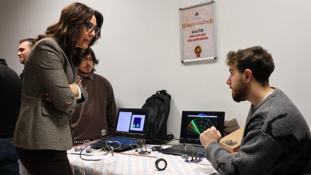 Sinop Üniversitesi'nde üretken öğrenciler projelerini sergiledi