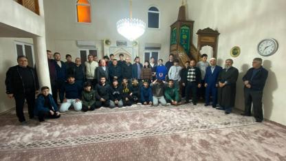 Sinop'ta imam hatip öğrencileri yatsı namazında buluştu