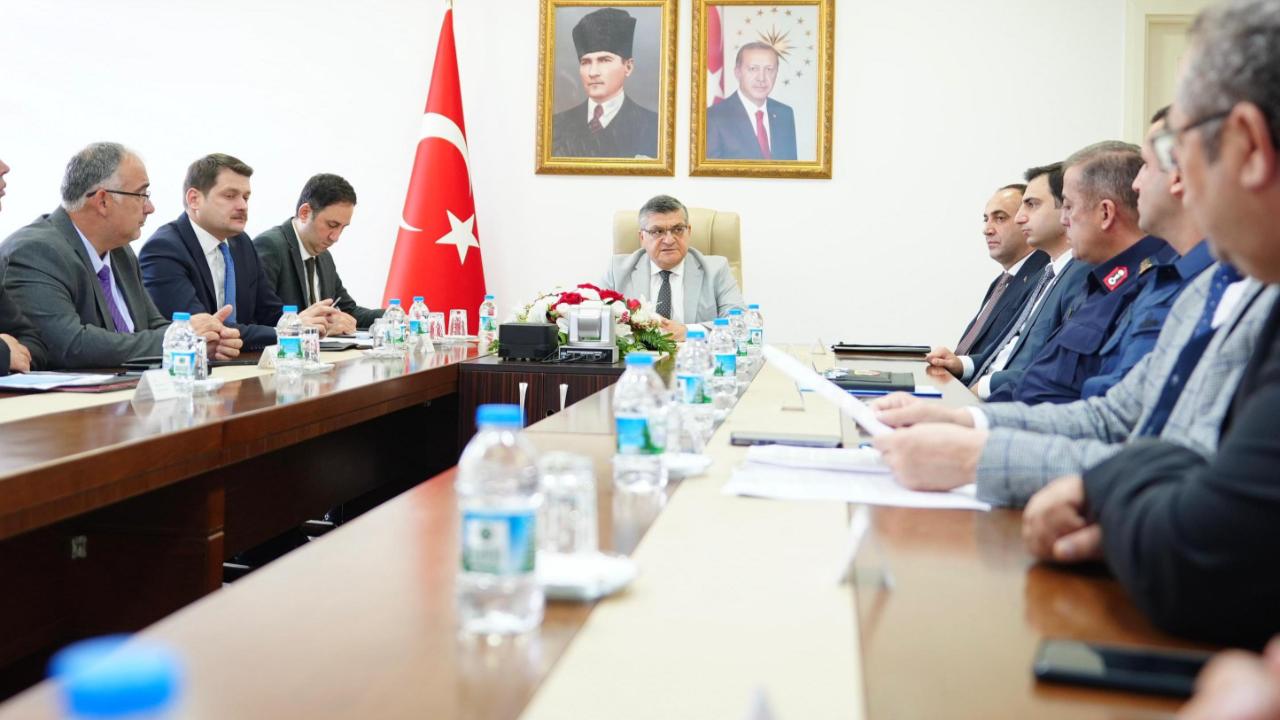 Sinop’ta kış mevsimi trafik tedbirleri masaya yatırıldı