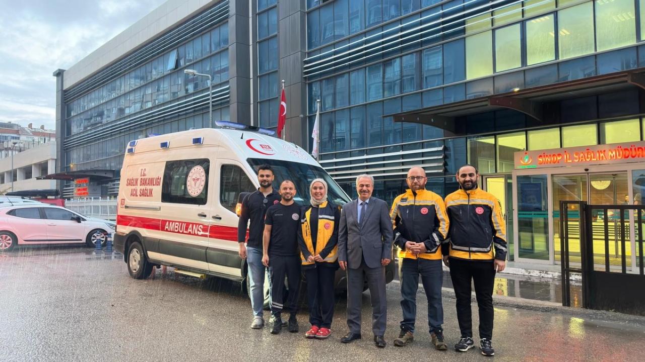 Sinop’ta sağlık hizmetlerine yeni ambulans takviyesi