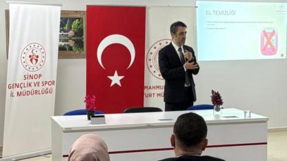 Sinop'ta yurt personeline hijyen eğitimi verildi