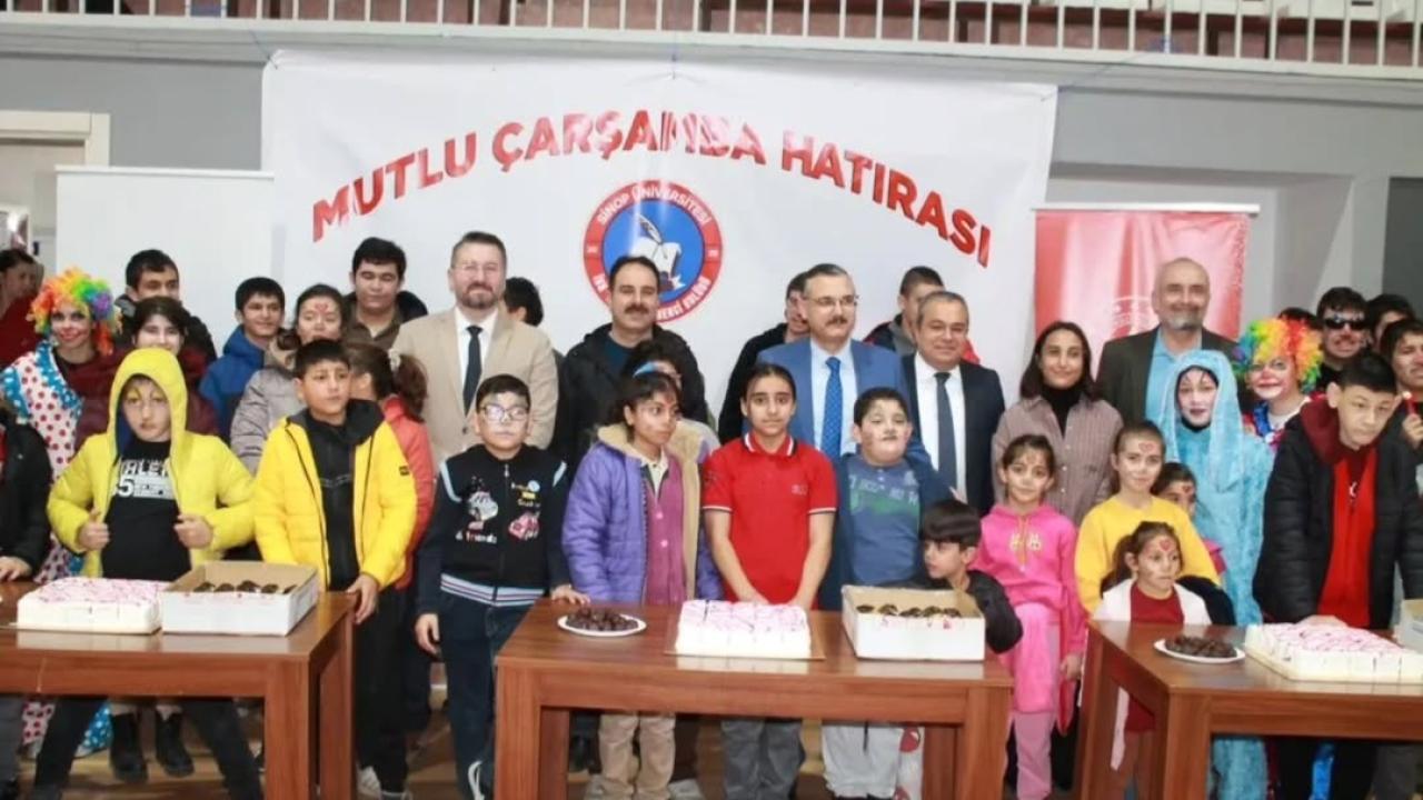 Üniversite öğrencilerinden özel öğrencilere destek