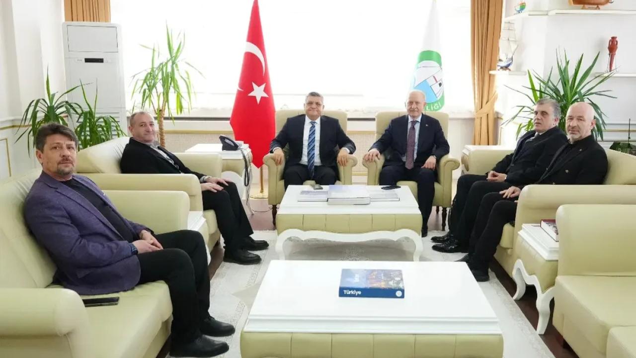 Bakan Yardımcısı Suver, Sinop Valisi Özarslan’ı Ziyaret Etti