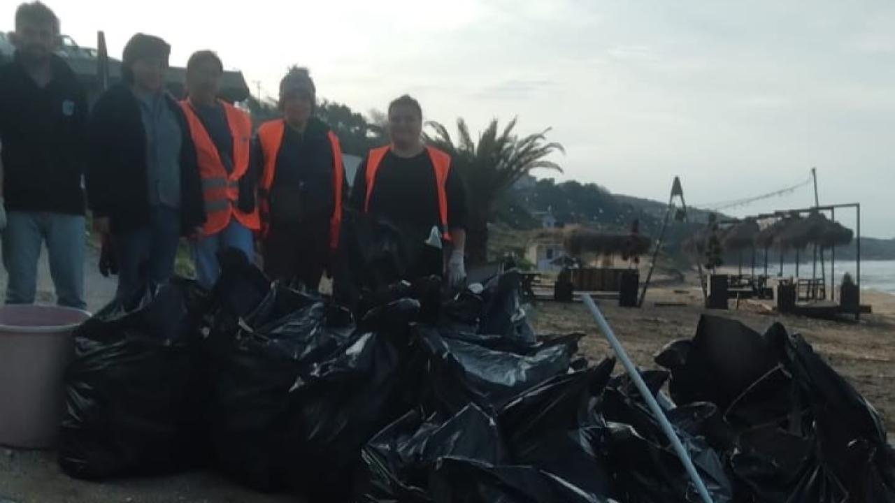 Belediye ekiplerinden özverili çalışma