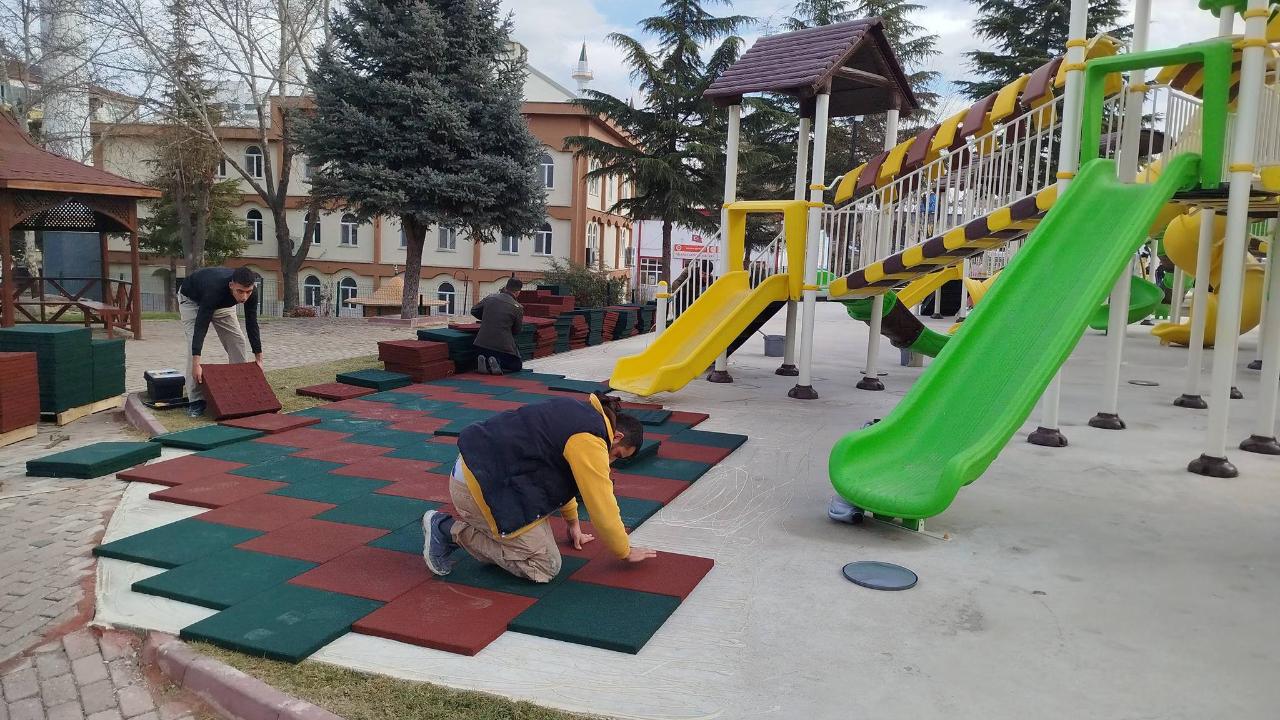 Belediyeden çocukların yaralanma riskine önlem