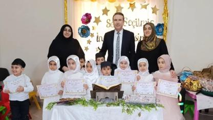 Gerze'de minik kalplerin Kur'an sevinci