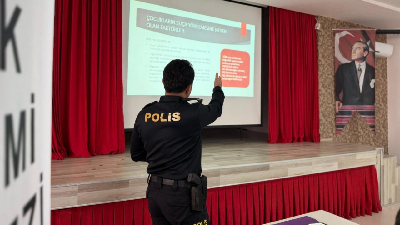 Gerze’de suça sürüklenen çocuklara yönelik yürütülen çalışmalar değerlendirildi