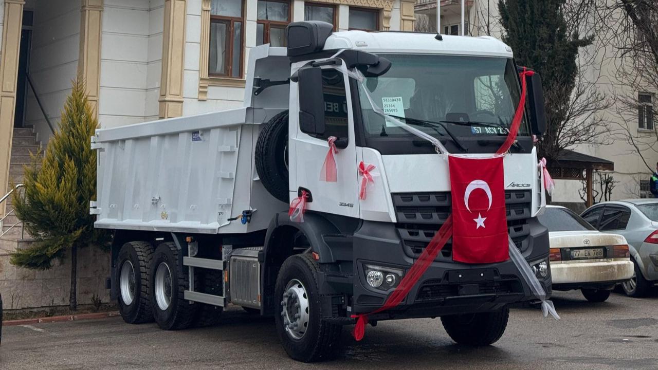 İlçe belediyesine yeni araç takviyesi