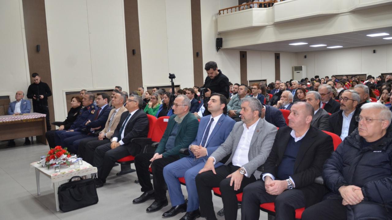 Sinop’un fethi konferansla anlatıldı