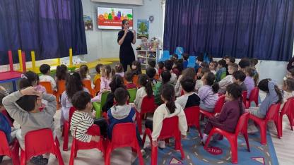 Sağlık eğitimi miniklerle buluştu