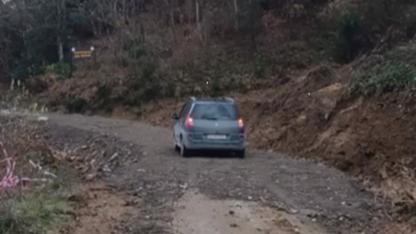 Köy yolu ulaşıma açıldı