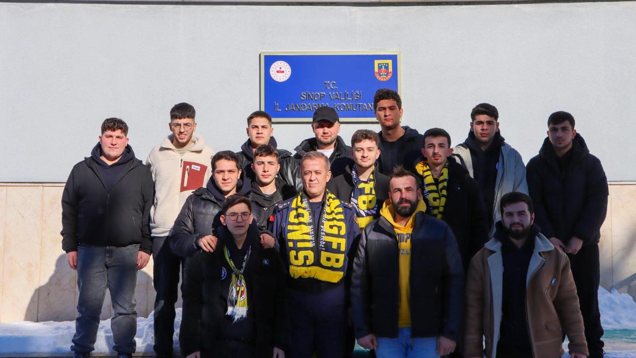 Sinop GFB’den İl Jandarma Komutanı Başakgil’e ziyaret