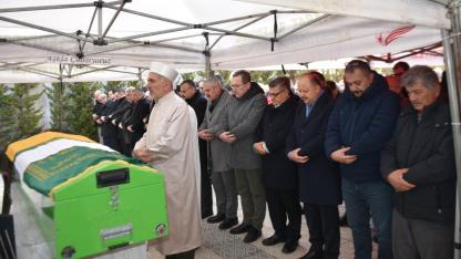 Sinoplu Vali Meftun Dallı’nın kayınvalidesi son yolculuğuna uğurlandı