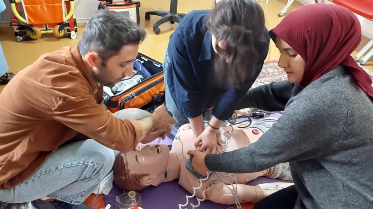 Sinop’ta acil sağlık eğitimleri tamamlandı