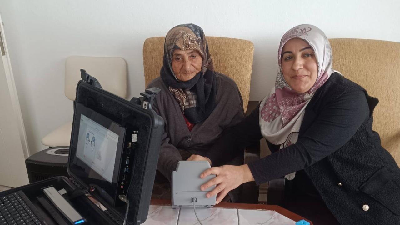 Sinop’ta “Adreste Nüfus Hizmeti” uygulaması sürüyor