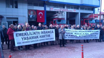 Sinop’ta emekliler zam politikalarına karşı ses yükseltti