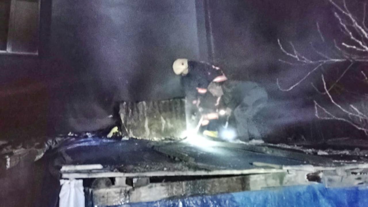 Sinop'ta kalorifer bacasında çıkan yangın korkuttu