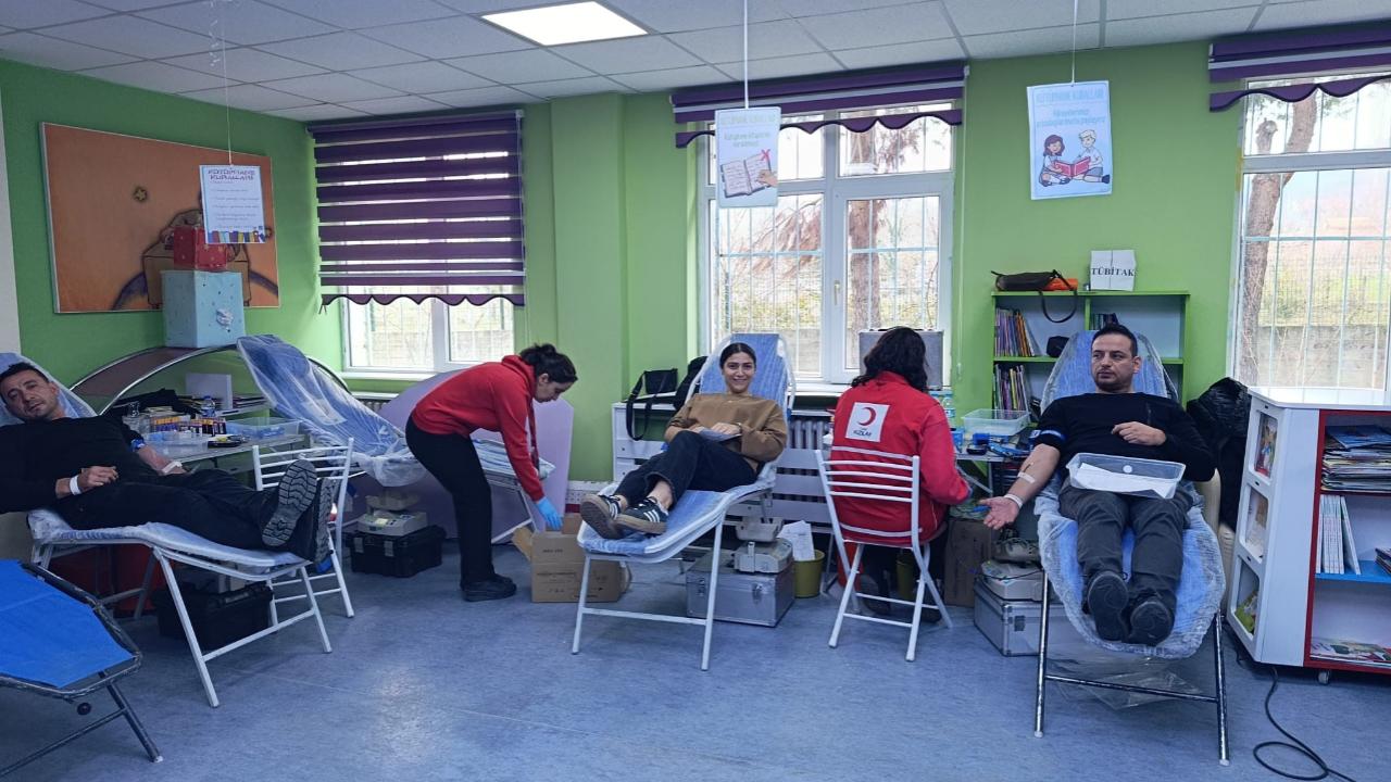 Türkeli’de kan bağışı kampanyası rekorla sonuçlandı