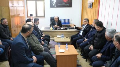 Vali Özarslan muhtarların talep ve önerilerini dinledi