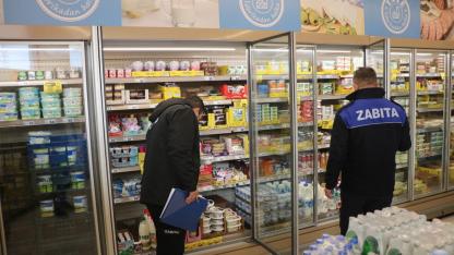 Ayancık'ta marketlere zabıta denetimi!