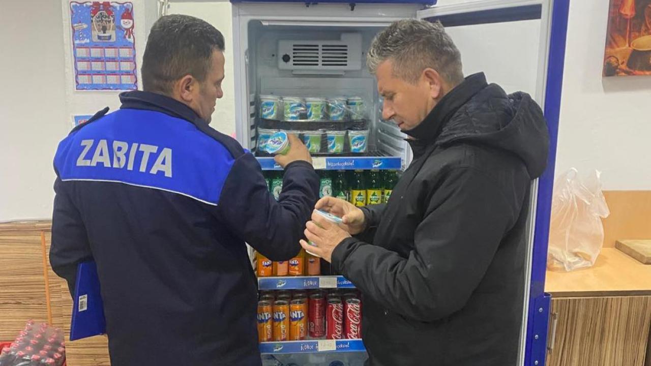 Ayancık'ta zabıta ekiplerinden gıda güvenliği denetimi