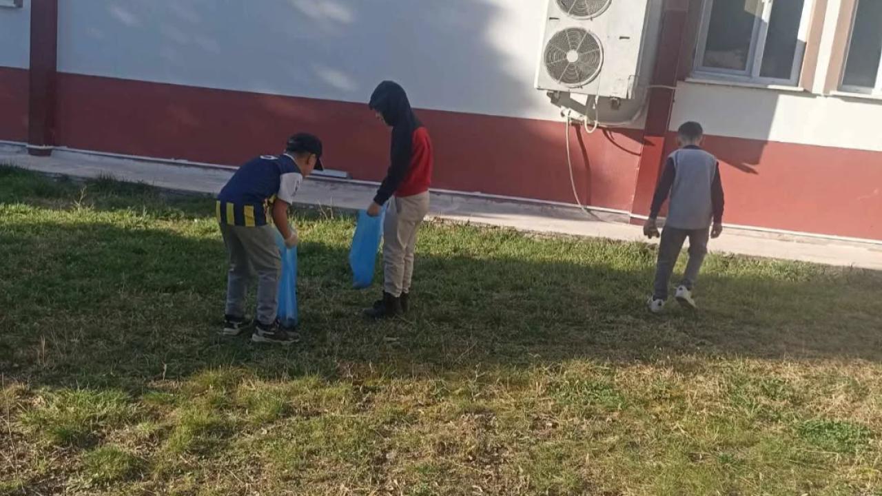 Minik çevreciler büyüklere örnek oldu