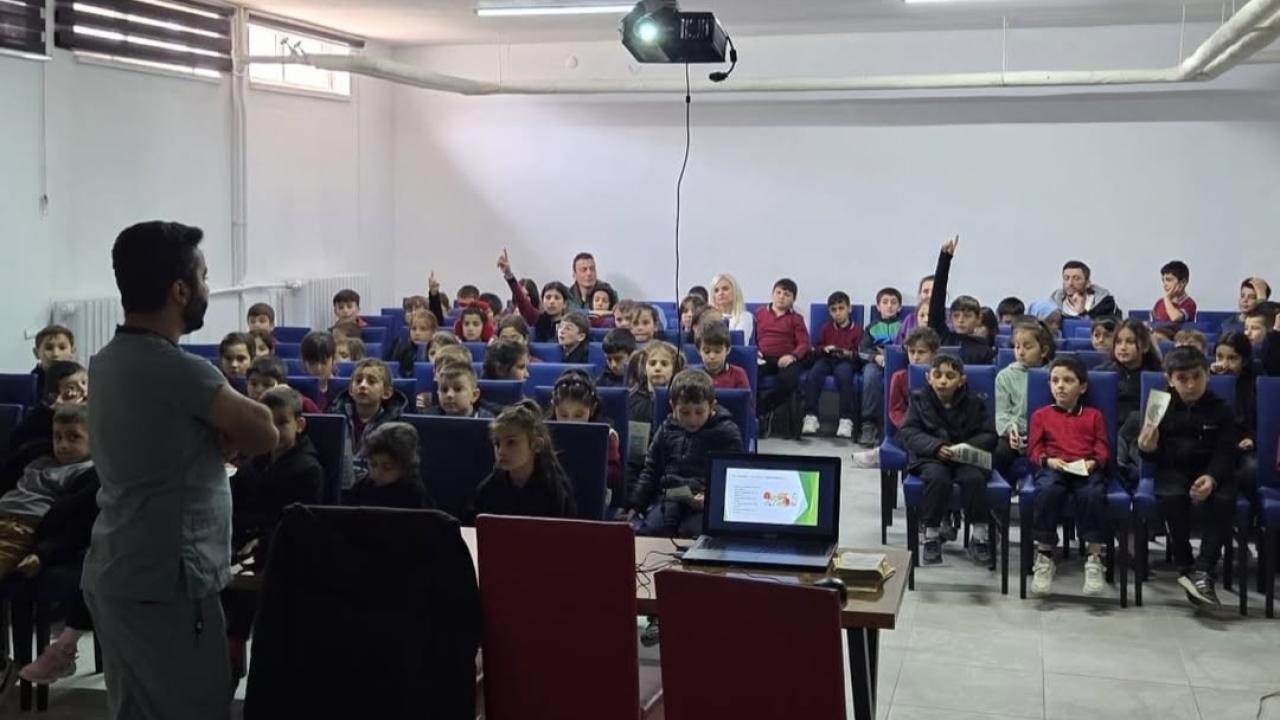 “Okulumda Sağlıklı Besleniyorum” projesi Sinop’ta uygulanıyor