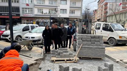 Altyapı bitti, parke döşeme mesaisi başladı