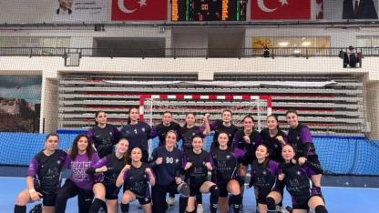 Sinop’un altın kızları Kastamonu’da güldü: 30-36