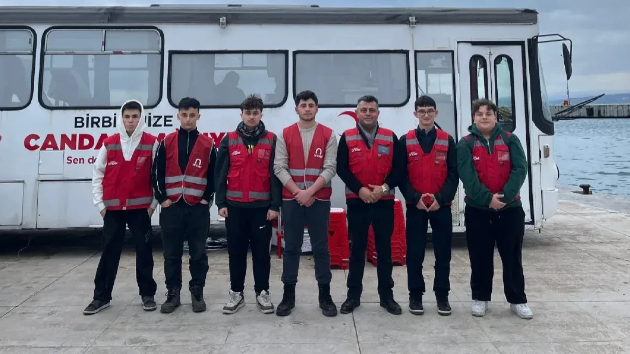 Sinop’ta Genç Önder’den kan bağışına tam destek