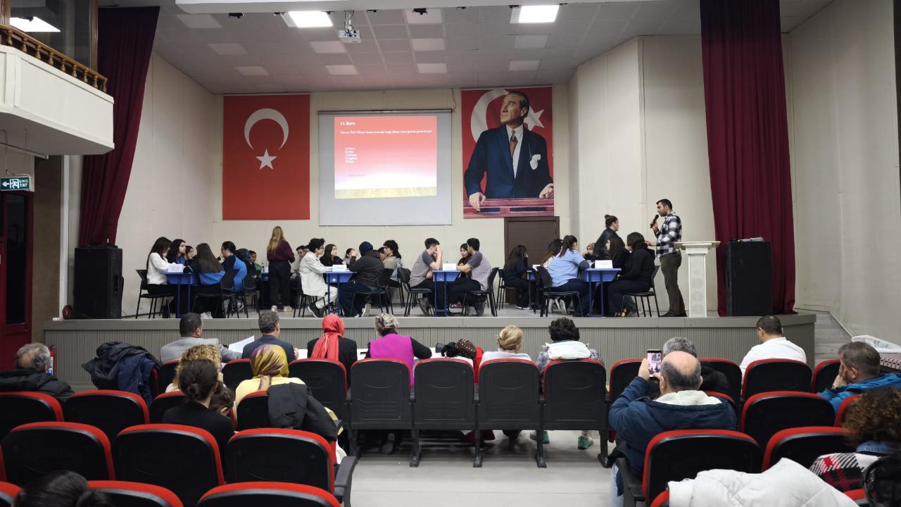 Sinop’ta İstiklâl Marşı temalı bilgi yarışması