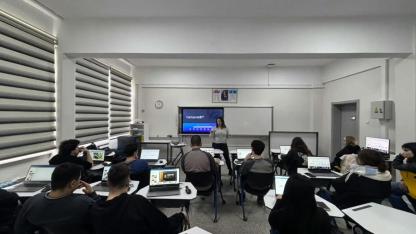 Sinop'ta öğrenciler dijital becerilerini atölyede geliştirdi