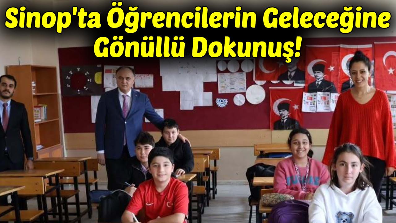 Sinop’ta öğrenciler için gönüllü çalışan öğretmen ödüllendirildi