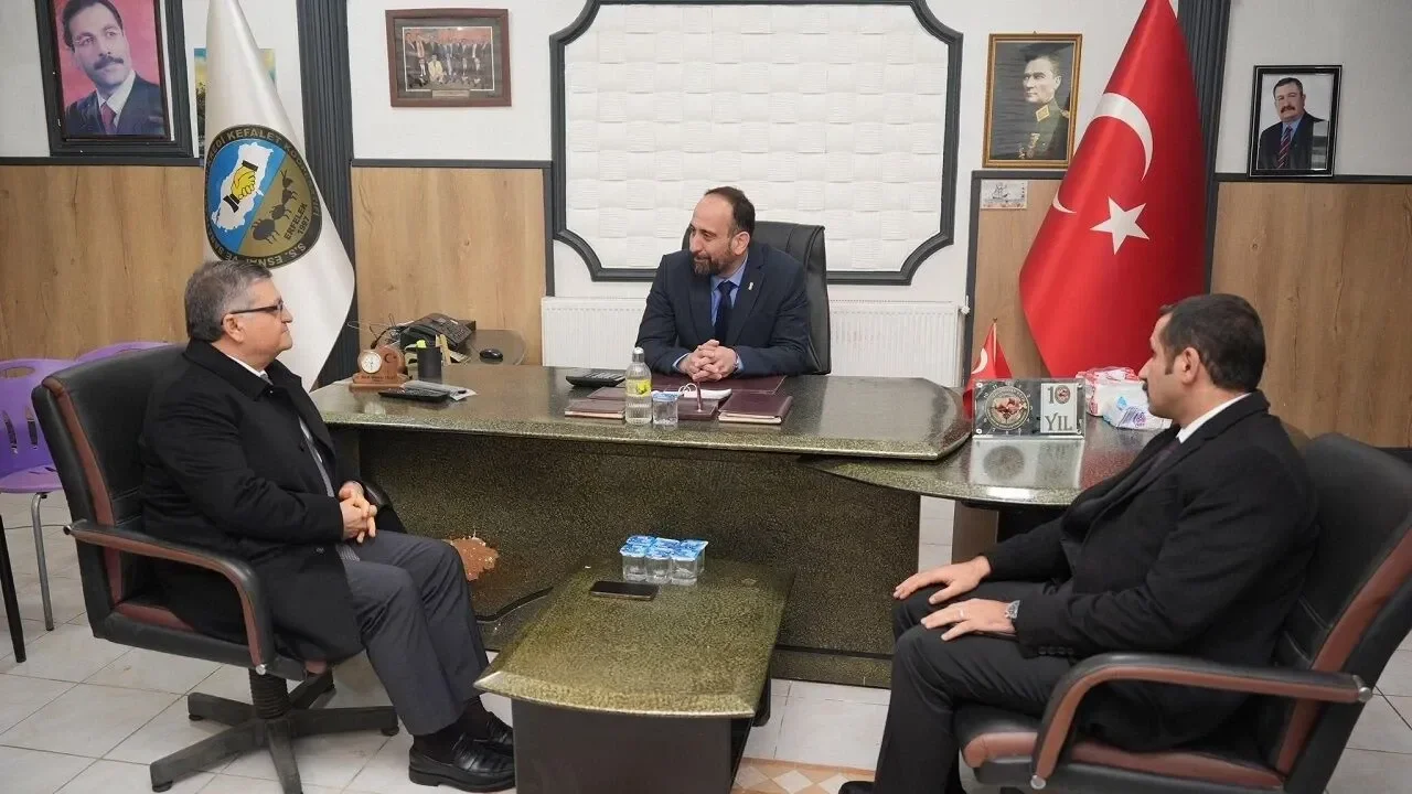 Vali Özarslan’dan Sabri Felek'e hayırlı olsun ziyareti