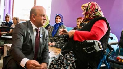 Başkan Gürbüz’den Huzurevi’nde anlamlı bayram ziyareti