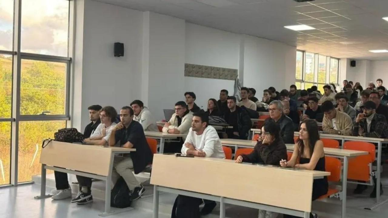 Geleceğin mühendis ve mimarlarına 'Evlilik' rehberi