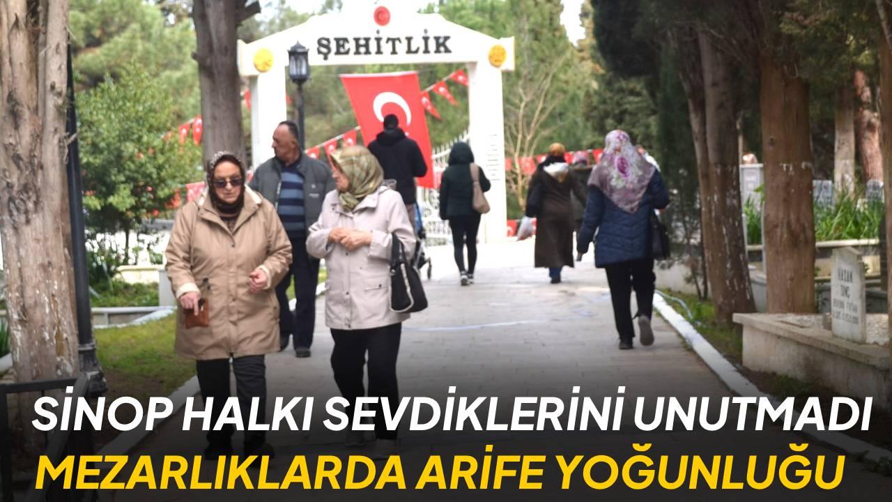 Kimi Yasin okudu, kimi çiçek dikti: Sinop’ta kabir ziyareti yoğunluğu