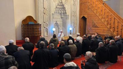 Dualarla şehitler yad edildi