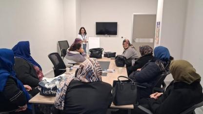 Kanser farkındalığında tarama kitleri dağıtıldı