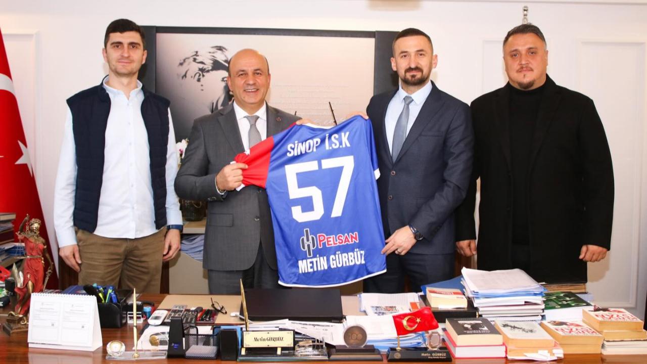 Sinop İnceburun Spor Kulübü’nden Başkan Gürbüz’e ziyaret
